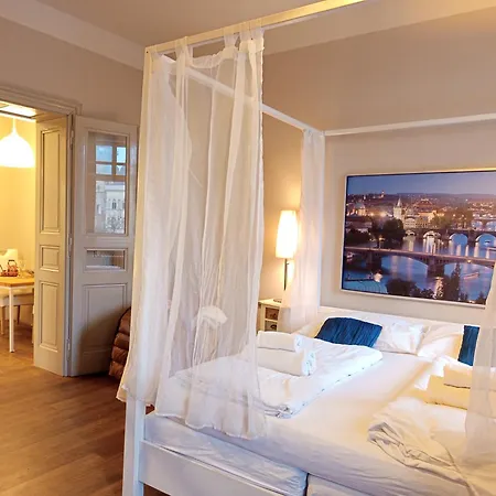 Апартаменты Romantic